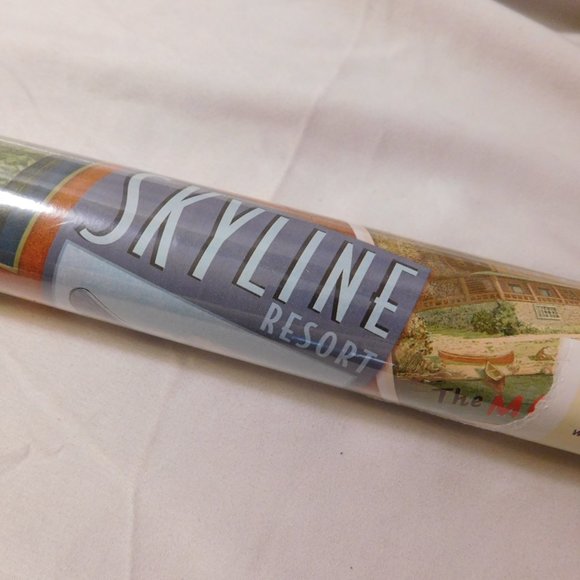 Vintage Hallmark Wrapping Paper Roll - Picture 5 of 10